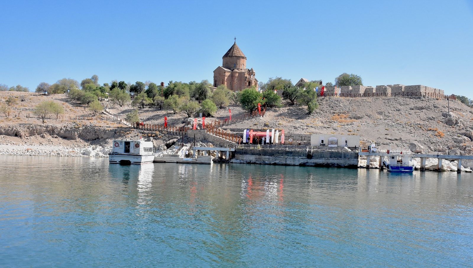 Akdamar Adası’nda 13. ayin