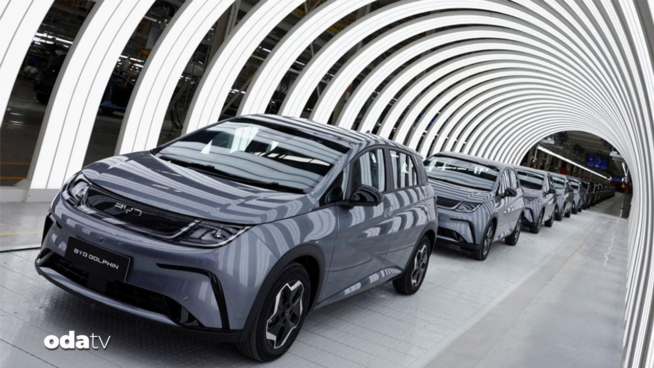 Otomotiv devleri Almanya’da restleşti: Satış kapışması