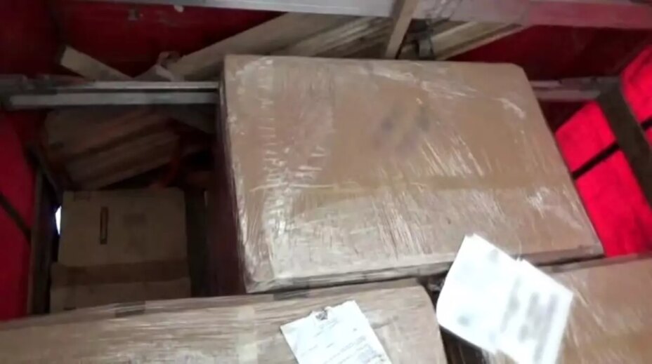 Sivas’ta İlaç Yüklü Tırda 8 Kaçak Göçmen Yakalandı sivasta ilac yuklu tirda 8 kacak gocmen yakalandi 49rU3dwm.jpg