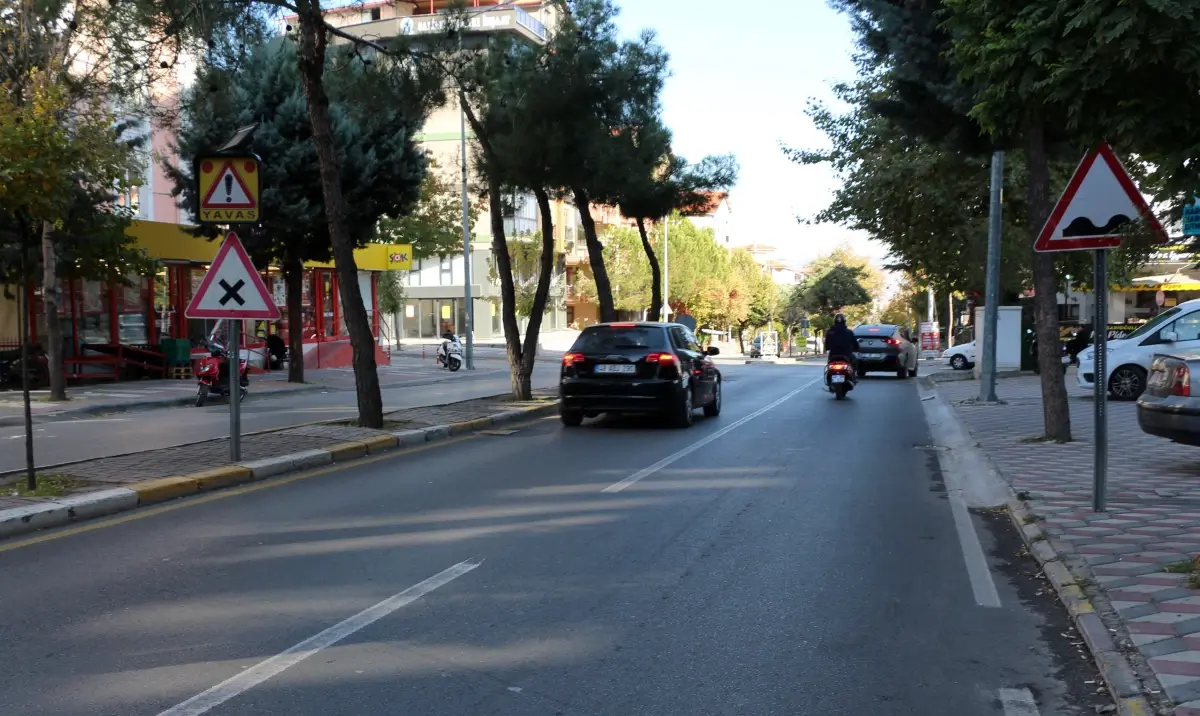 Isparta’da Kontrolsüz Kavşakta Sürekli Kazalar