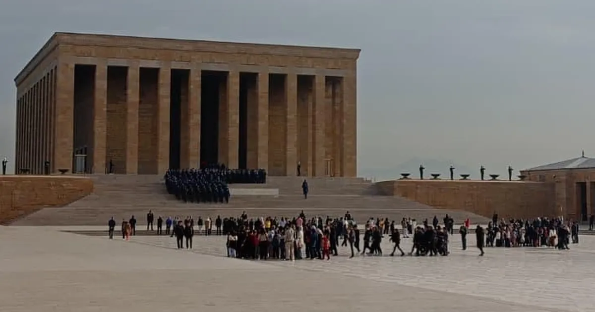 maltepeliler atasiyla bulusuyor MkQ4pOUr.webp